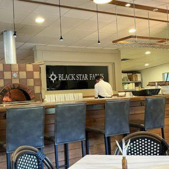 Inn At Black Star Farms Suttons Bay ภายนอก รูปภาพ